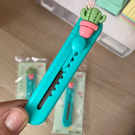 Cutter Kawaii con Diseño de Cactus